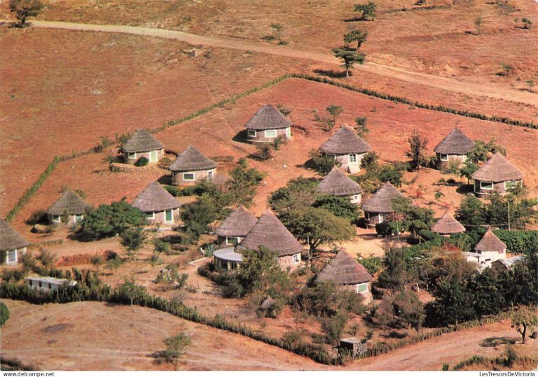 Campement Touristique de Baschéo, photographie publiée dans le répertoire du MINTOUL